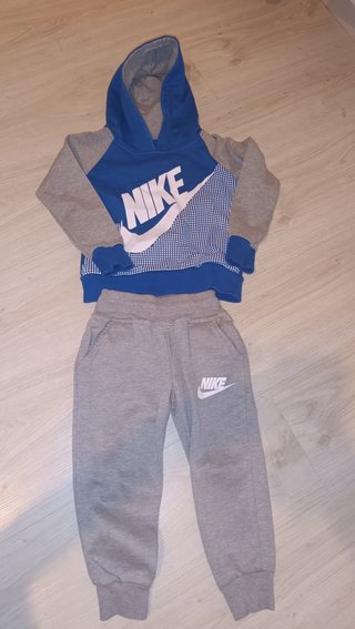 Chándal Nike niño azul y gris dos años