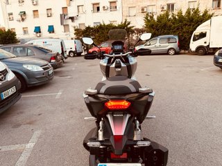 Honda ADV 350 Plata