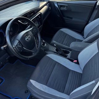 Toyota Auris Touring Sports 1.8 Hybrid Design 2017