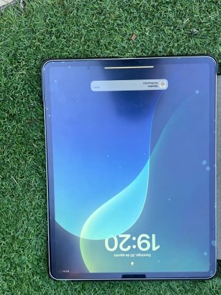 Vendo iPad pro de 12.9 en excelente estado,ideal