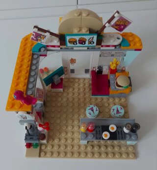 Lego Friends 41349 Cafetería de pilotos