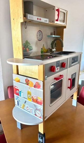 Cocinita de madera para jugar