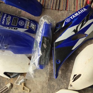 Plásticos Yamaha YZF 250 Azul/Branco