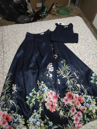 Vestido de fiesta floral azul