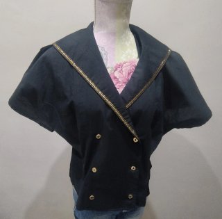 Blusa vintage estilo marinero.