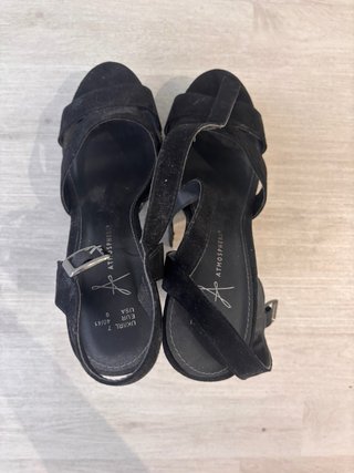 Sandalias tacón negras con purpurina