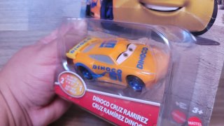 Coche color changer Cars Cruz Ramirez