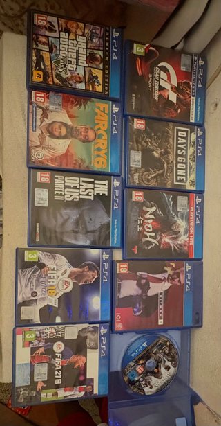 PS4 Slim 500GB Blu Edizione Limitata