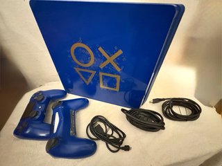 PS4 Slim 500GB Blu Edizione Limitata