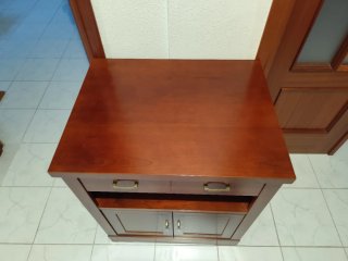 Mueble auxiliar madera 2 puertas y 2 cajones
