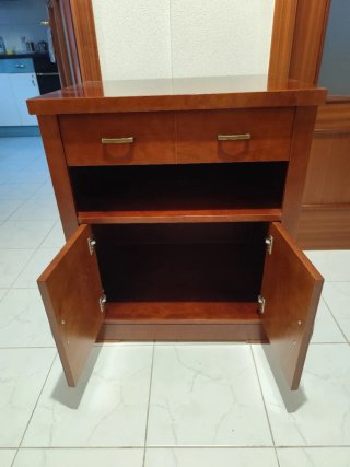 Mueble auxiliar madera 2 puertas y 2 cajones
