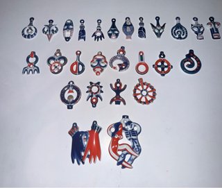 28 Colgantes Sargadelos Defensivos