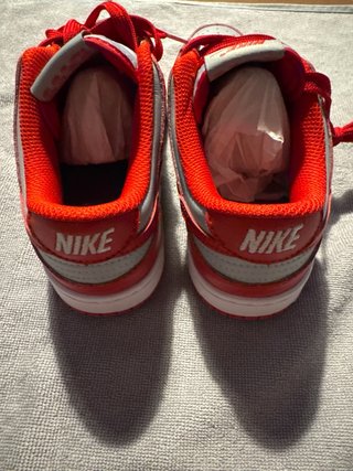 Tenis Nike Rojos y Grises Talla 36