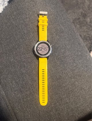 Garmin Fenix 5 Plus Plata/Amarillo