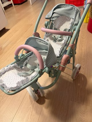 Silla gemelar para muñecos bebé