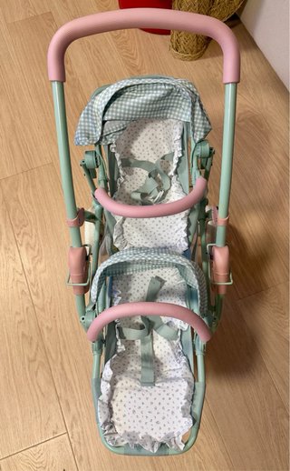 Silla gemelar para muñecos bebé