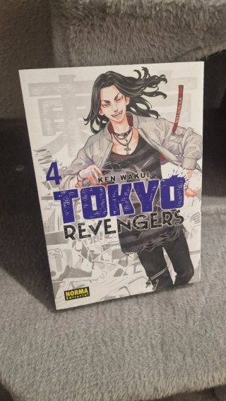 Manga de Tokyo Revenger (10€ cada uno)