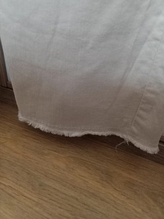 Pantalón Stradivarius Beige