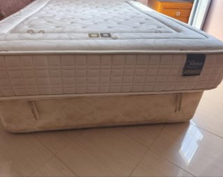 Colchón 135x190+ regalo canapé Pikolin de 135*180