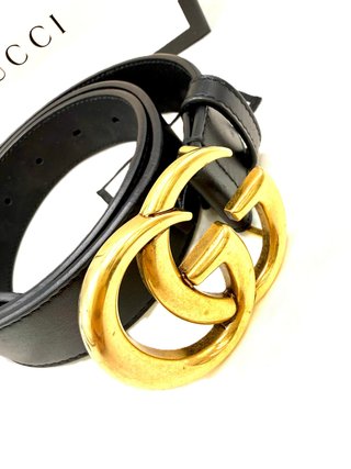 Cinturón Gucci Doble G Negro y Dorado