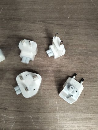 Juego de adaptadores de viaje de Apple