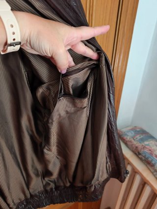 Cazadora de cuero marrón talla 60