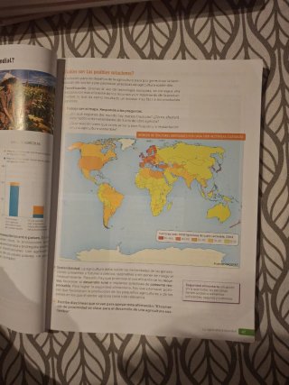 Geografía e Historia, 3 secundaria. Revuela