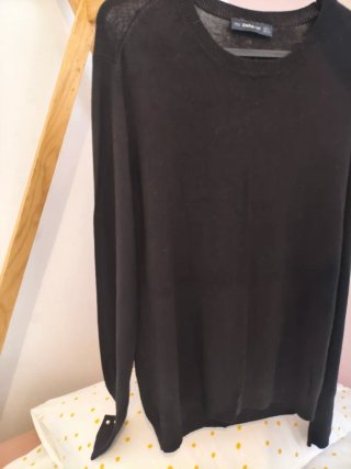 Pack 2 jerseys Zara: negro y rayas