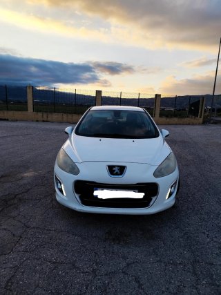 Peugeot 308 2011