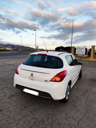 Peugeot 308 2011