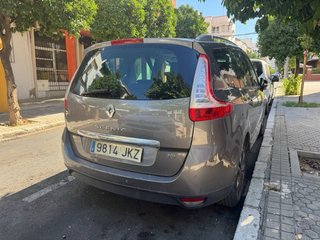 Renault Grand Scenic 2016