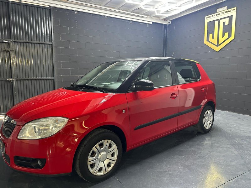 Škoda Fabia 2007, foto 2
