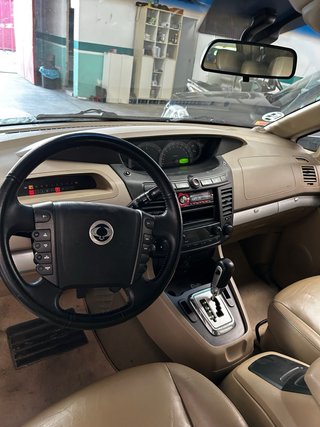 SsangYong Rodius 2008
