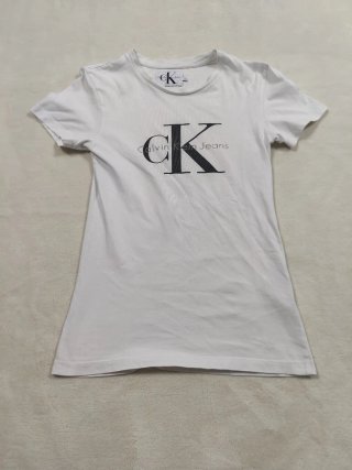 Lote 3 Camisetas Calvin Klein, Levi's, Nike