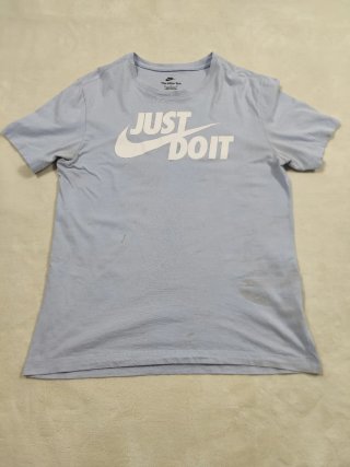 Lote 3 Camisetas Calvin Klein, Levi's, Nike