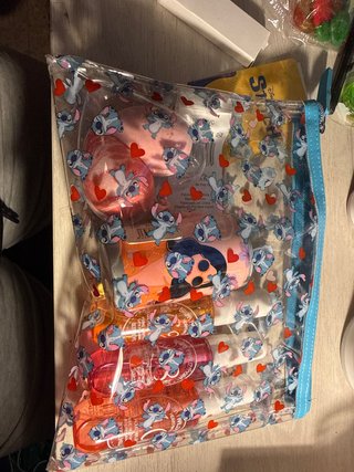 Neceser transparente estampado Stitch