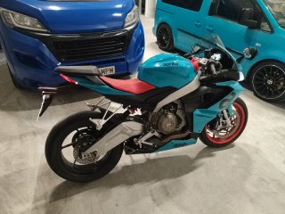 Aprilia RS 660 Azul