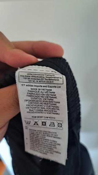 Pantalón chándal Adidas