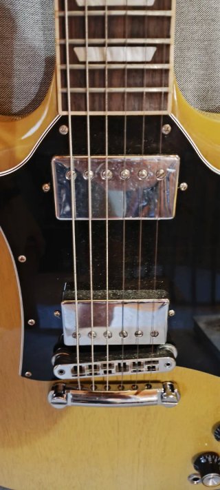 Gibson SG TV Yellow -1050 en mano hasta el lunes-