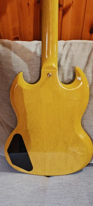 Gibson SG TV Yellow -1050 en mano hasta el lunes-