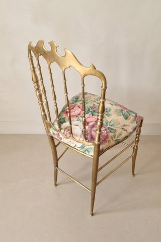 Sedia vintage ottone dorato schienale a corona