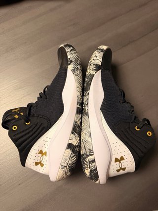 Scarpe Under Armour Jet 21 Nero/Bianco