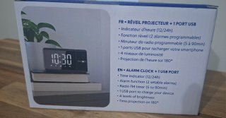 Evom Despertador Proyector + Puerto USB