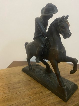 Cavallo in spaltro , rame e finitura bronzo