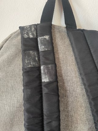 Mochila Eastpak Gris