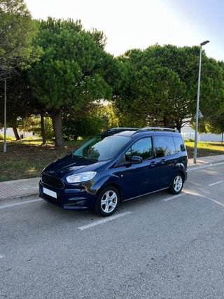 Ford Tourneo Courier 2015