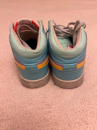 Zapatillas Nike Air Jordan 1 Morado y Turquesa