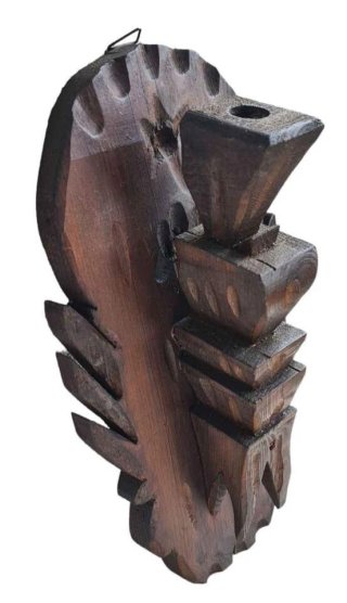 Antica applique in legno
