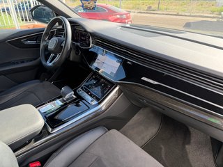 Audi Q8 2022