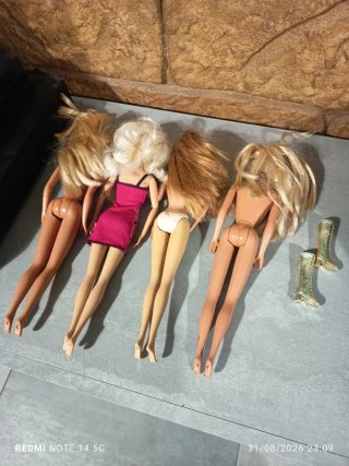 Lote 4 Muñecas Barbie